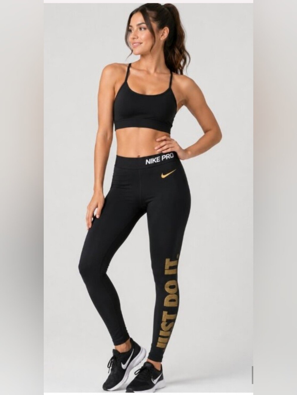 Nike Pro Dri-Fit Graphic Training Tights Leggings in black featuring metallic